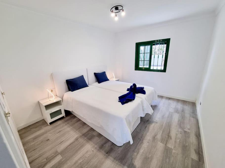 Playa Bastian First Line Of The Sea Appartement Costa Teguise Buitenkant foto