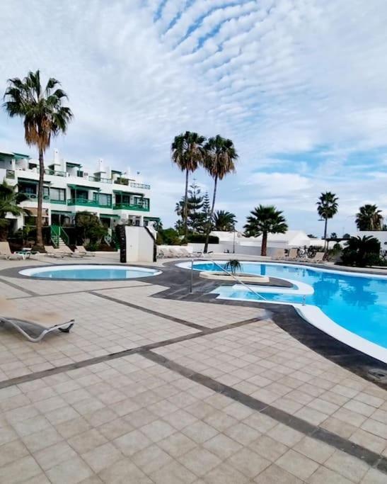 Playa Bastian First Line Of The Sea Appartement Costa Teguise Buitenkant foto